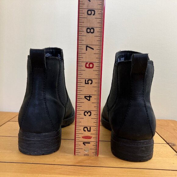 Born Cove Chelsea Boots Black Nubuck Leather Lug Sole Women's US 9.5 - Picture 6 of 9